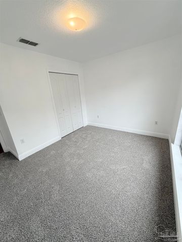 10650 Senegal Dr, Pensacola, FL 32534