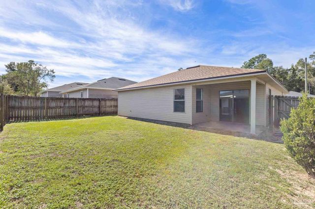 10650 Senegal Dr, Pensacola, FL 32534