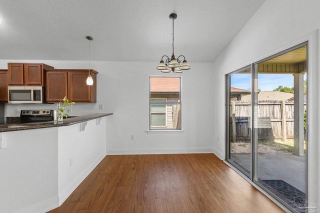 10650 Senegal Dr, Pensacola, FL 32534