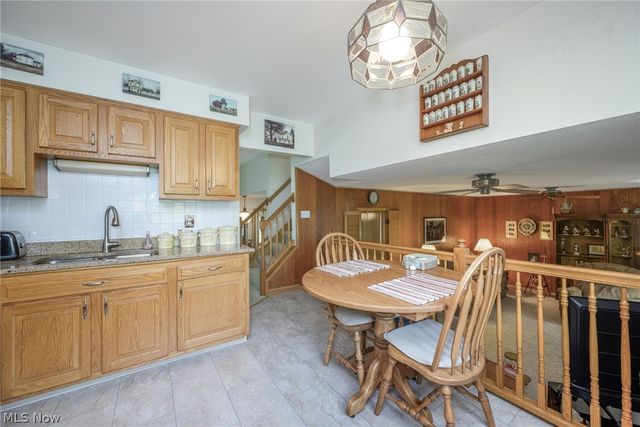 14500 Broadwood Drive, Burton, OH 44021