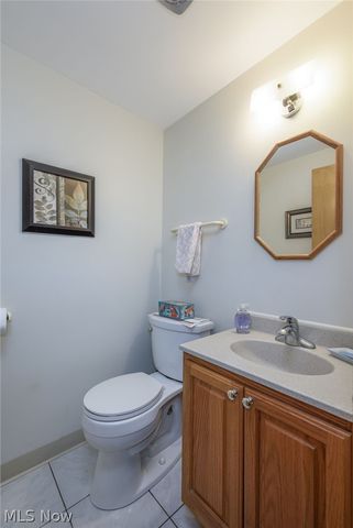 14500 Broadwood Drive, Burton, OH 44021