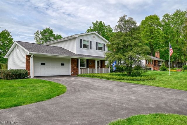 14500 Broadwood Drive, Burton, OH 44021