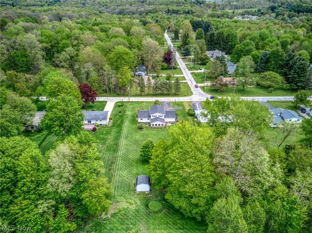 14500 Broadwood Drive, Burton, OH 44021