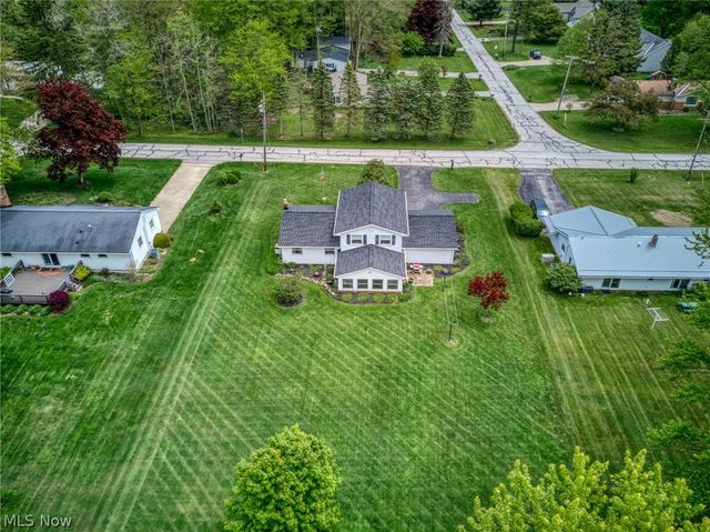 14500 Broadwood Drive, Burton, OH 44021