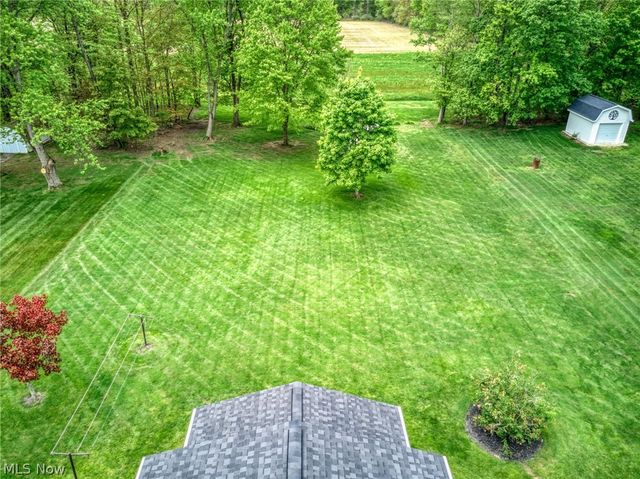 14500 Broadwood Drive, Burton, OH 44021