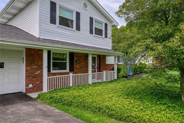 14500 Broadwood Drive, Burton, OH 44021