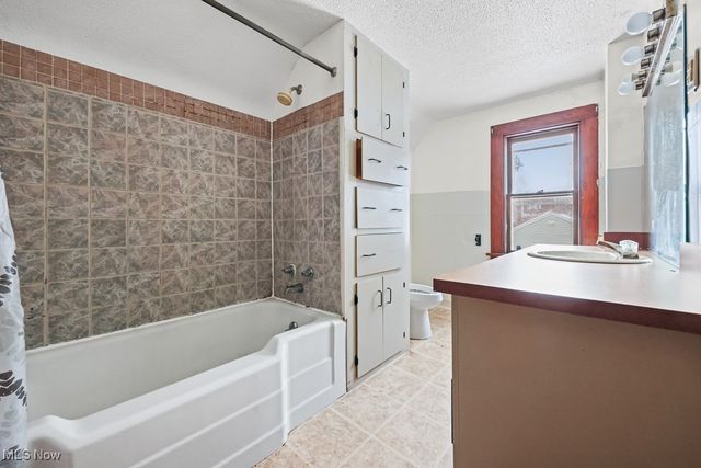 228 W Oxford Street, Alliance, OH 44601