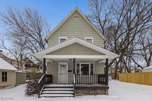 228 W Oxford Street, Alliance, OH 44601