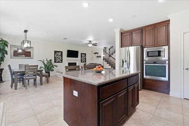2442 Dulles Way, Lincoln, CA 95648