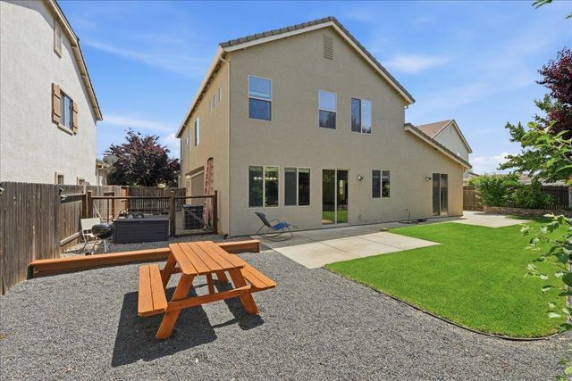 2442 Dulles Way, Lincoln, CA 95648