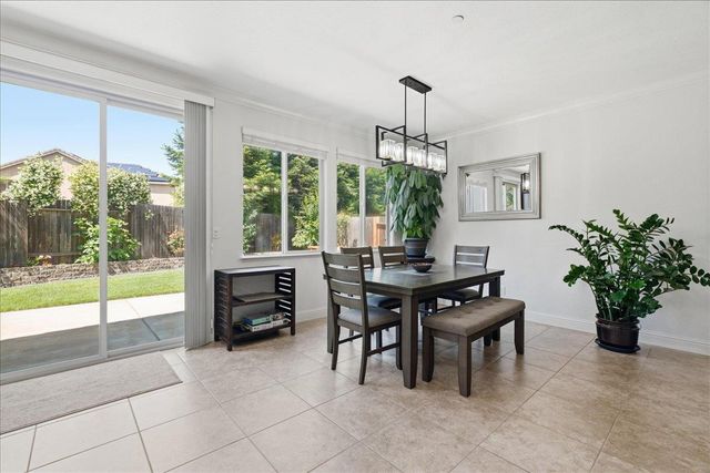 2442 Dulles Way, Lincoln, CA 95648