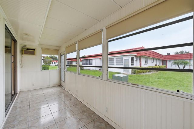28 Seville 'b', Delray Beach, FL 33446