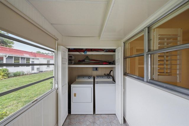 28 Seville 'b', Delray Beach, FL 33446
