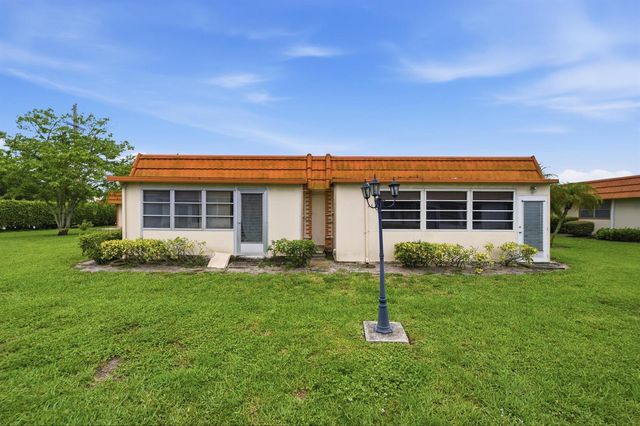28 Seville 'b', Delray Beach, FL 33446