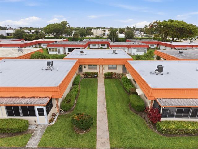 28 Seville 'b', Delray Beach, FL 33446