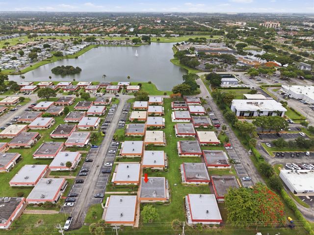 28 Seville 'b', Delray Beach, FL 33446