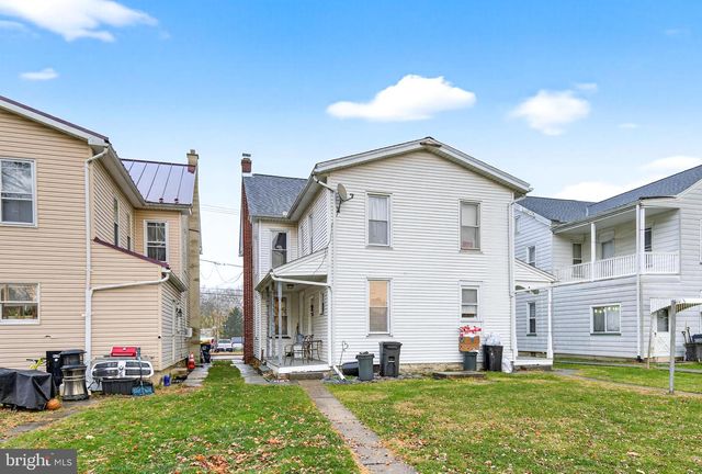 317 S BROAD ST, Myerstown, PA 17067