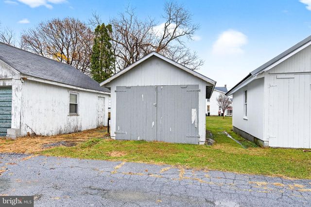 317 S BROAD ST, Myerstown, PA 17067