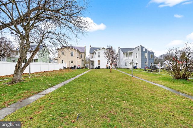 317 S BROAD ST, Myerstown, PA 17067