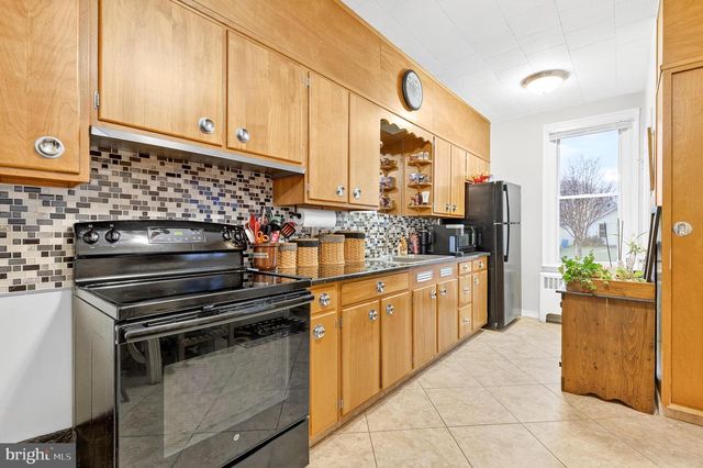 317 S BROAD ST, Myerstown, PA 17067