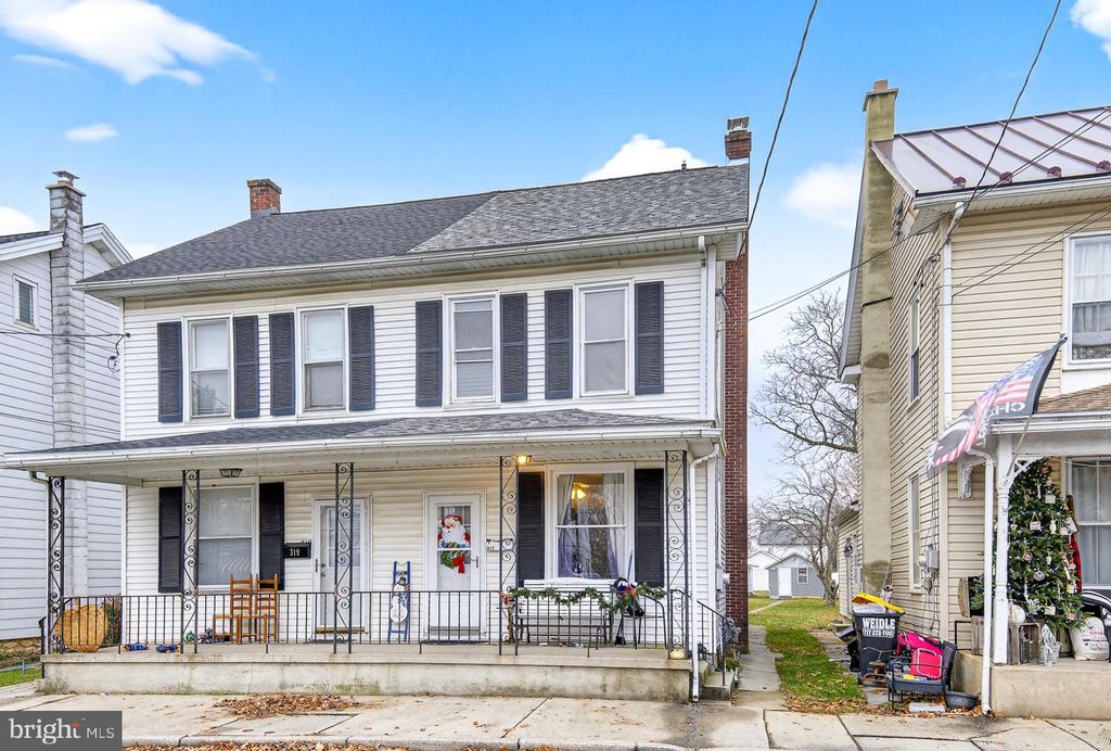 317 S BROAD ST, Myerstown, PA 17067