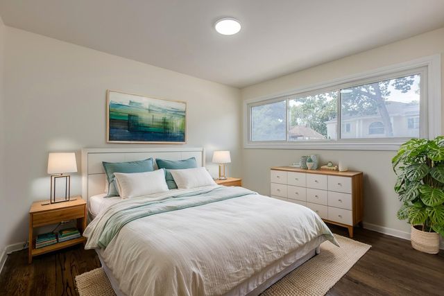 8717 Gross Point Road, Skokie, IL 60077