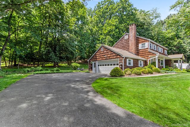 6 Woodcock Road, West Nyack, NY 10994