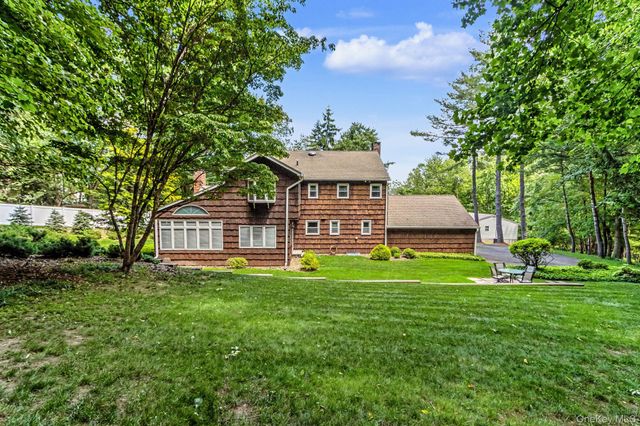 6 Woodcock Road, West Nyack, NY 10994