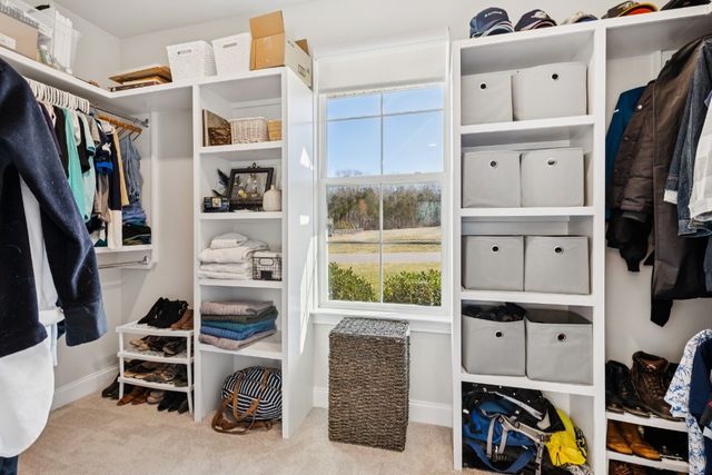 536 Oakvale Ln, Mount Juliet, TN 37122