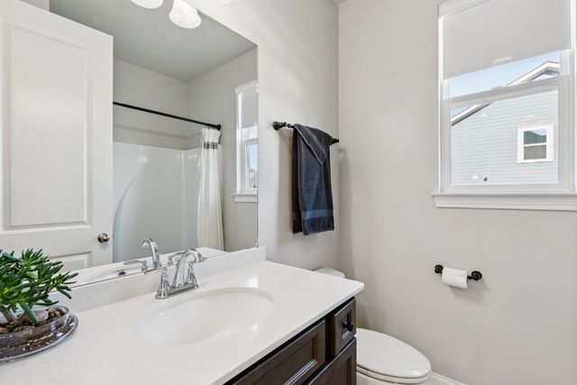 536 Oakvale Ln, Mount Juliet, TN 37122