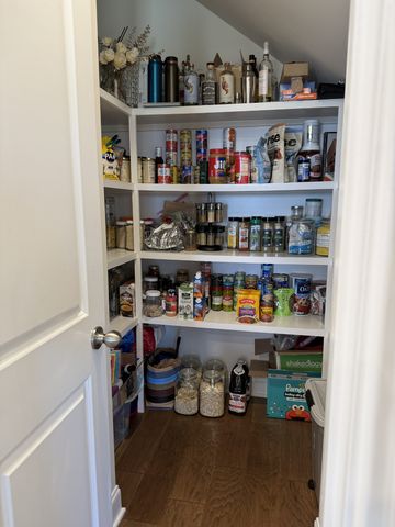 536 Oakvale Ln, Mount Juliet, TN 37122