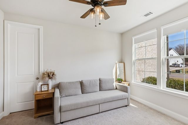 536 Oakvale Ln, Mount Juliet, TN 37122