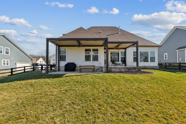 536 Oakvale Ln, Mount Juliet, TN 37122