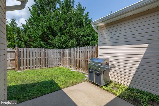 9502 AIRDRIE LN, Fredericksburg, VA 22408