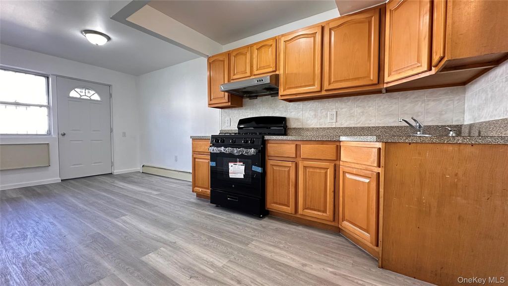 111-21 44th Avenue, Corona, NY 11368 — photo 2