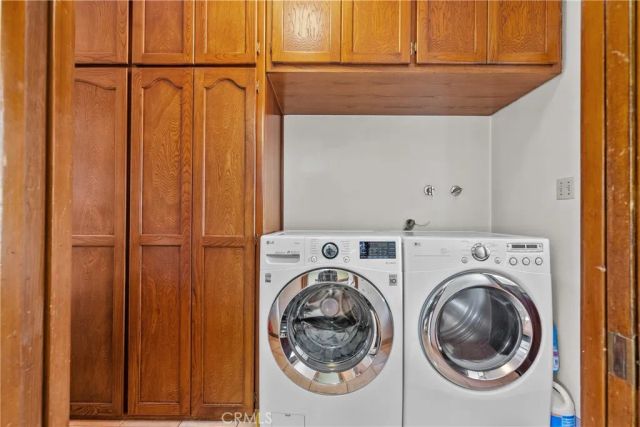 15927 Tupper Street, North Hills, CA 91343
