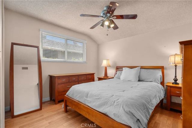 15927 Tupper Street, North Hills, CA 91343