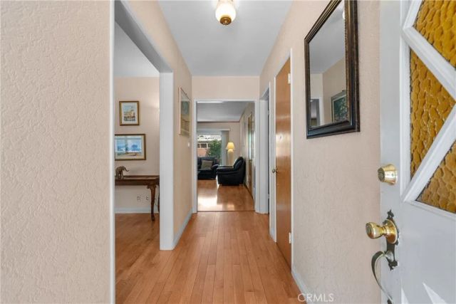 15927 Tupper Street, North Hills, CA 91343