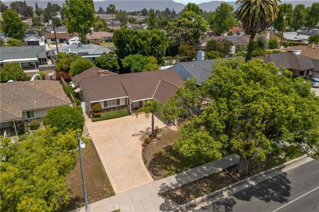 15927 Tupper Street, North Hills, CA 91343