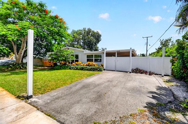 1446 W Perry Street, Lantana, FL 33462