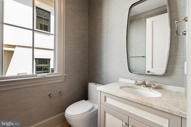 4905 VAN NESS ST NW, Washington, DC 20016