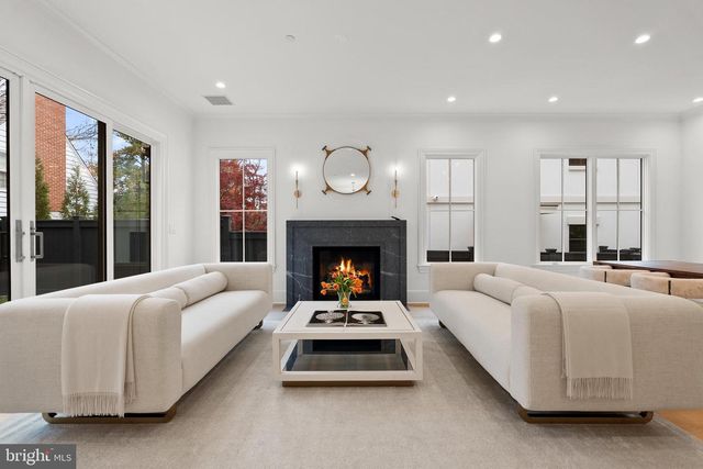 4905 VAN NESS ST NW, Washington, DC 20016