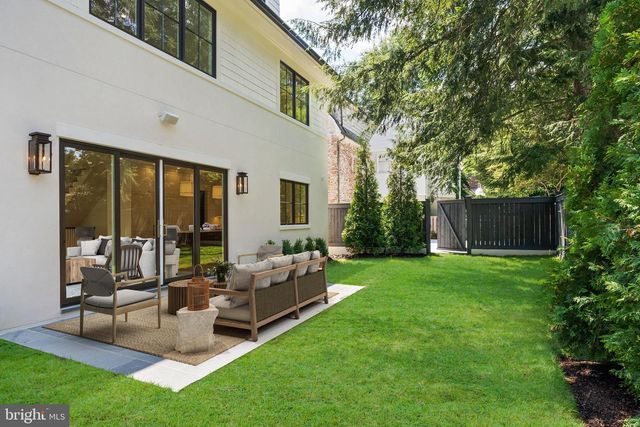 4905 VAN NESS ST NW, Washington, DC 20016