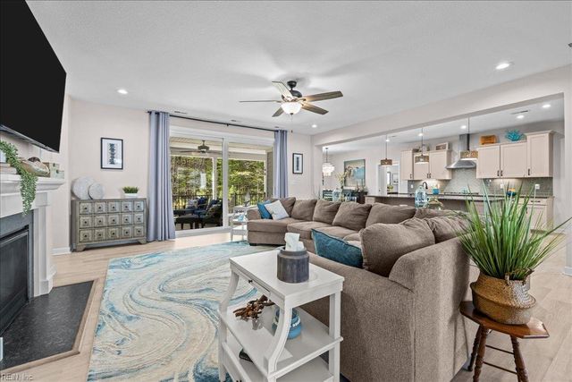 2813 Kingsfield DR, Virginia Beach, VA 23456