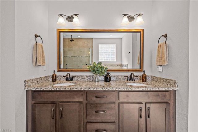 2813 Kingsfield DR, Virginia Beach, VA 23456