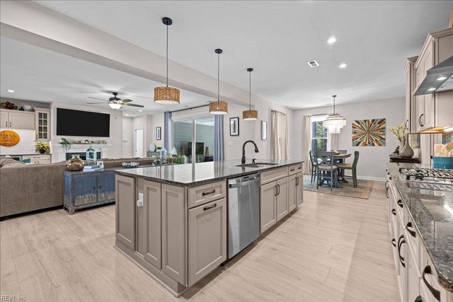 2813 Kingsfield DR, Virginia Beach, VA 23456