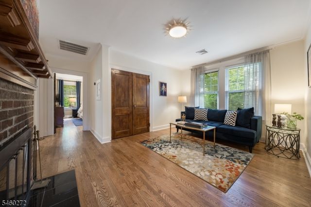 520 Centre St, South Orange Village Twp., NJ 07079