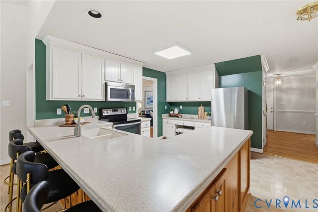 2615 Salisbury Rd, Chesterfield, VA 23113