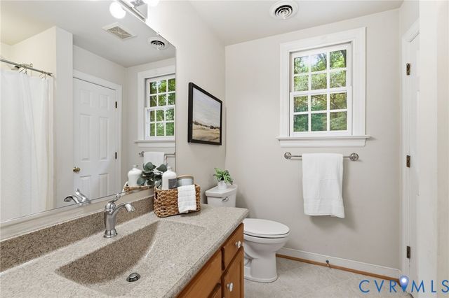2615 Salisbury Rd, Chesterfield, VA 23113