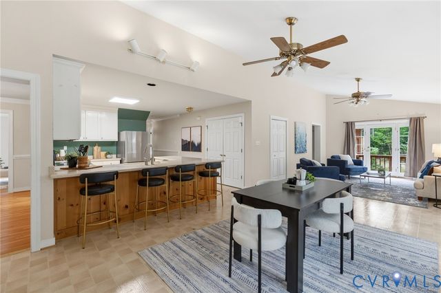 2615 Salisbury Rd, Chesterfield, VA 23113